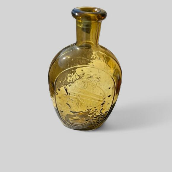 Vintage,American Eagle Decanter ,Lady Liberty 8 3/4''Golden Yellow, Bicentennial - Picture 9 of 11